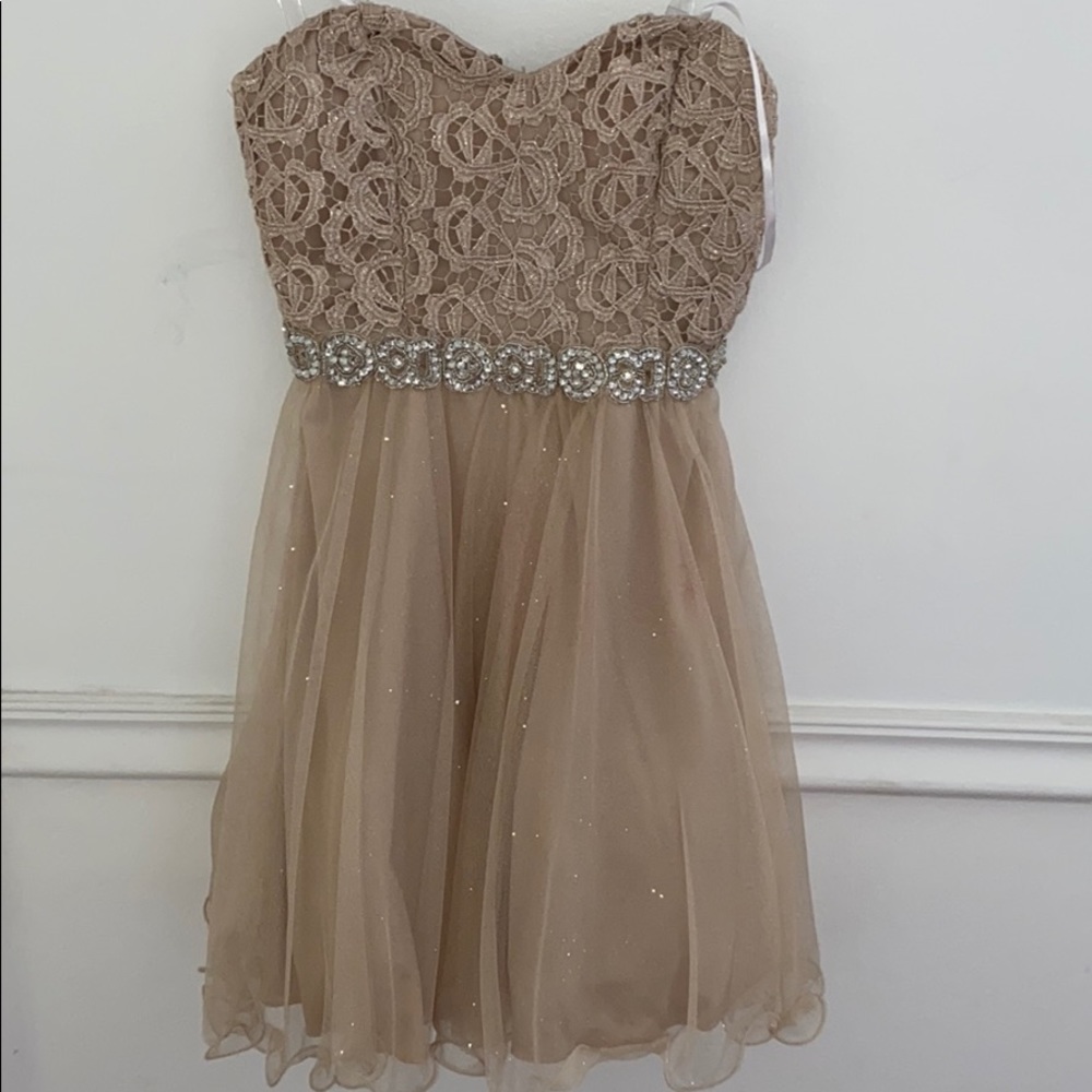 Strapless beautiful gold sparkly dress